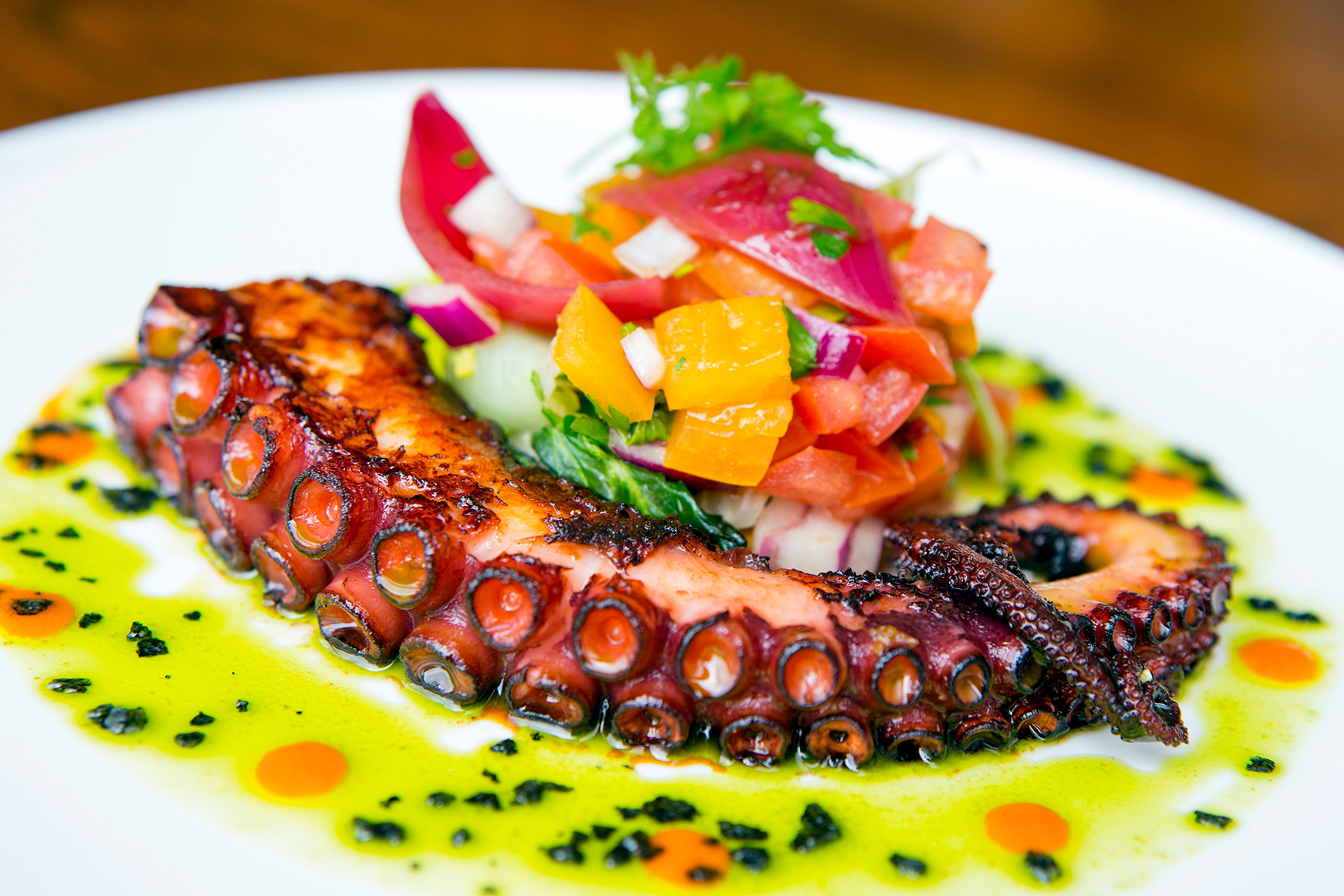 The Golden Elixir: Olive Oil and the Mediterranean Diet in 2026